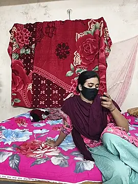 Love Queen11 online show from February 8, 4:48 pm