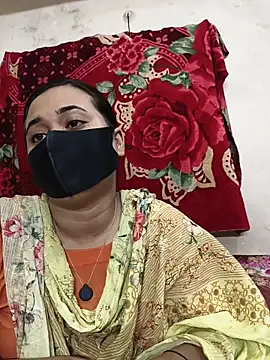 Love Queen11 online show from June 12, 5:21 pm