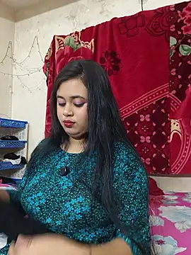 Love Queen11 online show from July 1, 4:51 pm