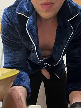 Italianofirenze online show from March 19, 9:37 pm