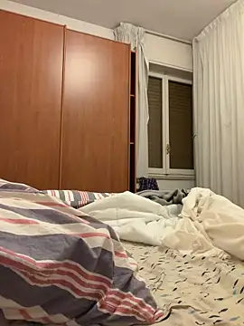 Italianofirenze online show from December 22, 5:57 pm