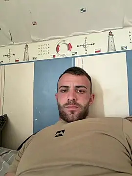 Snapshot of sexyman1936 chatting on April 18, 4:31 pm sexyman1936 online show from April 18, 4:31 pm