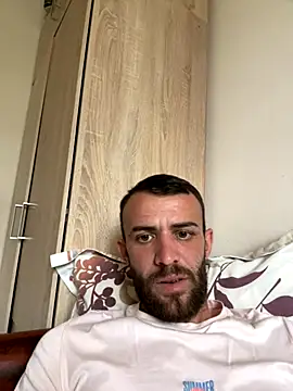 Snapshot of sexyman1936 chatting on October 8, 10:39 am sexyman1936 online show from October 8, 10:39 am