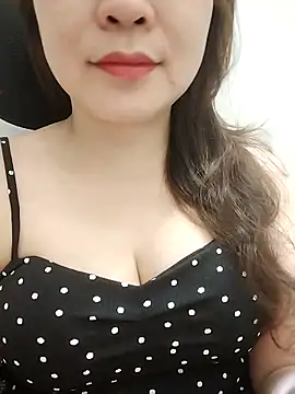 Girl Shy2000 online show from April 8, 2:51 pm