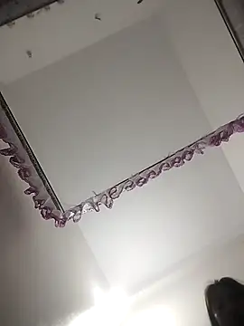 Girl Shy2000 online show from March 18, 4:30 pm