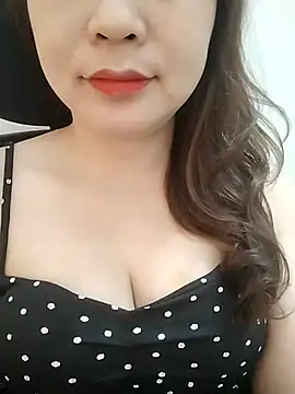 Girl Shy2000 online show from April 24, 4:03 am