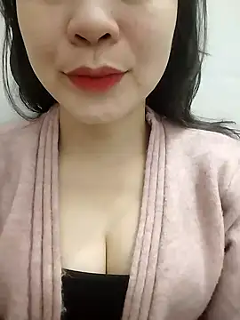 Girl Shy2000 online show from January 6, 1:48 pm