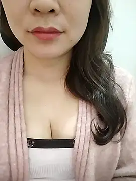 Girl Shy2000 online show from February 7, 2:30 am