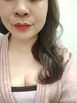 Girl Shy2000 online show from February 6, 2:13 pm