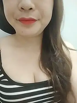 Girl Shy2000 online show from May 31, 9:04 pm
