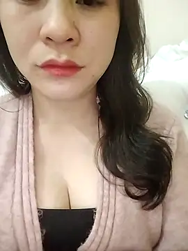 Girl Shy2000 online show from January 17, 1:09 am