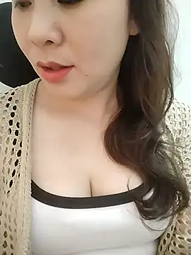 Girl Shy2000 online show from April 3, 2:51 am