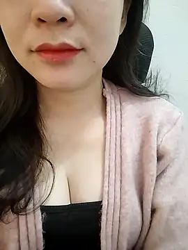 Girl Shy2000 online show from January 8, 2:06 am