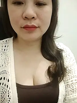 Girl Shy2000 online show from March 30, 10:33 pm