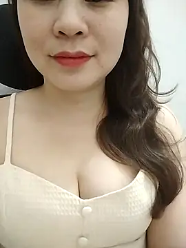 Girl Shy2000 online show from April 2, 2:35 pm