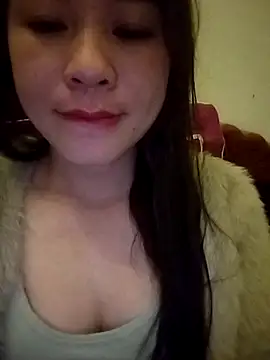 Girl Shy2000 online show from December 2, 6:42 pm