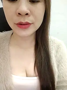 Girl Shy2000 online show from December 16, 12:04 am