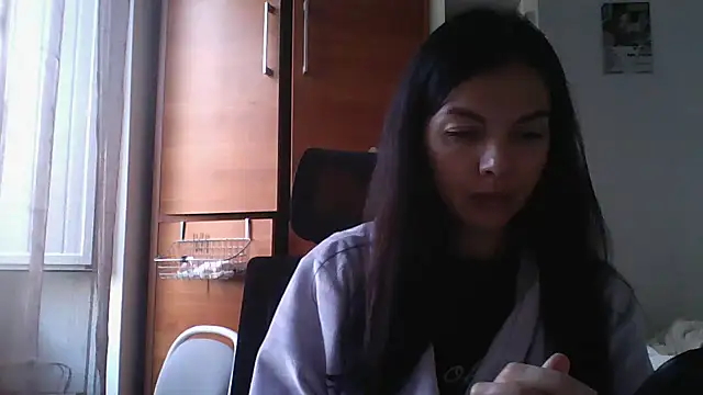 Snapshot of Lorivell chatting on November 18, 10:40 am Lorivell online show from November 18, 10:40 am