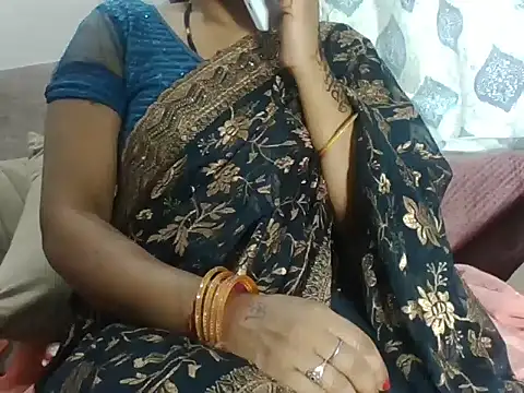 Snapshot of RINA_RANI_0 chatting on October 28, 3:29 am RINA RANI 0 online show from October 28, 3:29 am