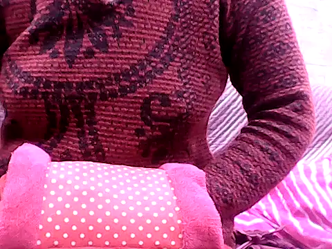 Snapshot of RINA_RANI_0 chatting on December 14, 11:43 pm RINA RANI 0 online show from December 14, 11:43 pm