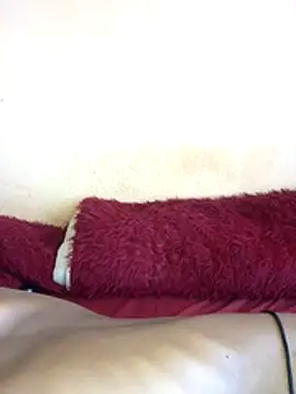 Caramel102004 online show from December 4, 11:53 am