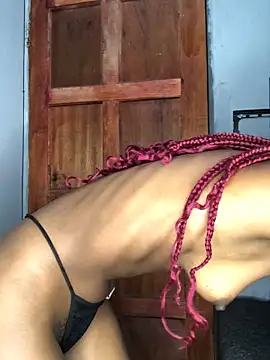 Caramel102004 online show from March 17, 9:12 am