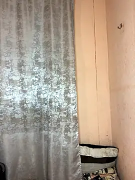 Caramel102004 online show from January 12, 9:41 pm