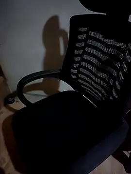 Meoweo 23 online show from October 6, 9:04 pm