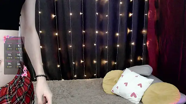 Snapshot of evan_reinhart chatting on November 9, 2:04 am evan reinhart online show from November 9, 2:04 am