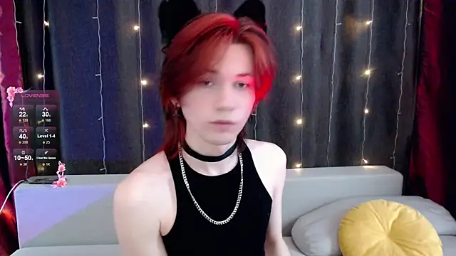 Snapshot of evan_reinhart chatting on December 4, 1:26 am evan reinhart online show from December 4, 1:26 am