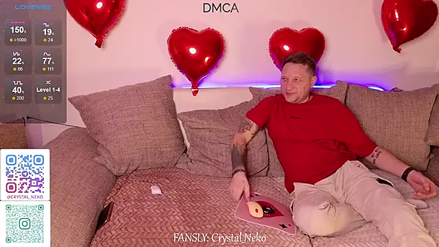 Snapshot of Crystal_Neko chatting on February 6, 8:16 pm Crystal Neko online show from February 6, 8:16 pm