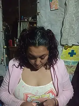 Snapshot of Lobizona chatting on June 3, 10:16 am Lobizona online show from June 3, 10:16 am