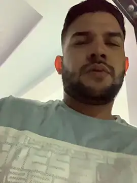 Moisesjrtapia online show from September 27, 6:41 am