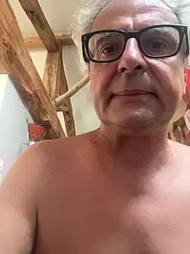 Snapshot of chtentation chatting on July 19, 8:45 am chtentation online show from July 19, 8:45 am
