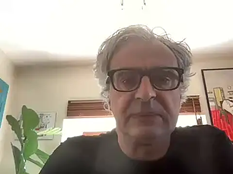 Snapshot of chtentation chatting on October 4, 9:11 am chtentation online show from October 4, 9:11 am