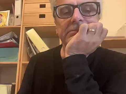 Snapshot of chtentation chatting on March 31, 3:14 pm chtentation online show from March 31, 3:14 pm