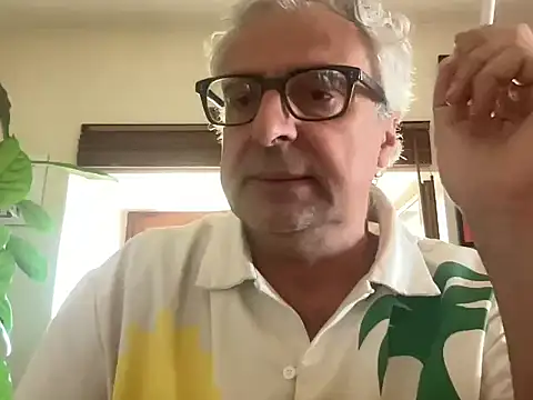 chtentation online show from May 12, 3:29 pm