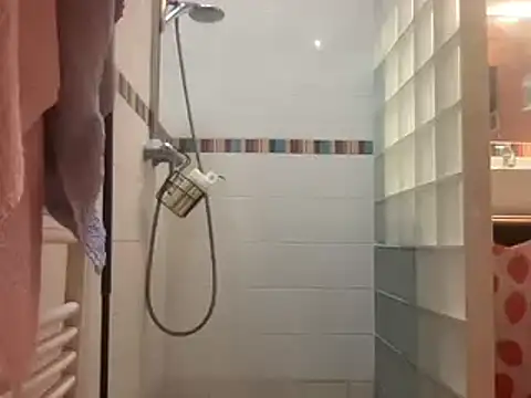 Snapshot of chtentation chatting on September 30, 7:03 am chtentation online show from September 30, 7:03 am