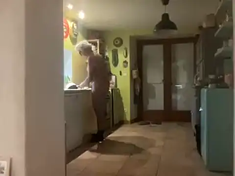 Snapshot of chtentation chatting on October 1, 7:35 am chtentation online show from October 1, 7:35 am