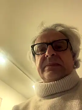 Snapshot of chtentation chatting on January 5, 10:24 pm chtentation online show from January 5, 10:24 pm