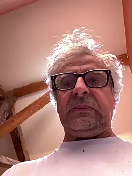 chtentation online show from May 27, 8:11 am