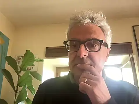 Snapshot of chtentation chatting on March 15, 2:57 pm chtentation online show from March 15, 2:57 pm