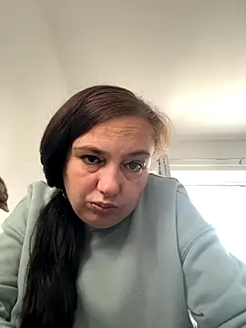 Snapshot of Eleanorxx chatting on October 8, 9:44 am Eleanorxx online show from October 8, 9:44 am