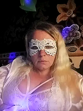 Snapshot of Fiona696 chatting on September 25, 6:14 pm Fiona696 online show from September 25, 6:14 pm