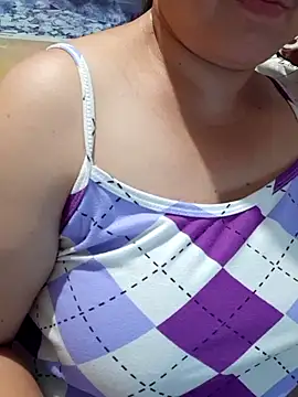 Snapshot of Kimkhaepretty chatting on February 4, 3:29 pm Kimkhaepretty online show from February 4, 3:29 pm