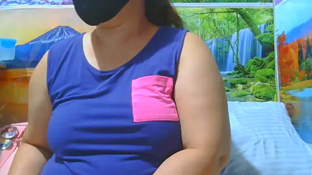 Kimkhaepretty online show from November 18, 2:42 pm