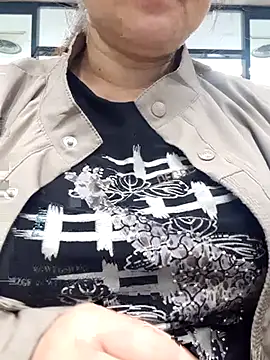 Kimkhaepretty online show from November 21, 3:38 am