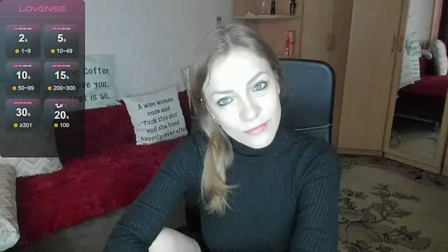 Tiffany Bates online show from May 10, 10:08 am