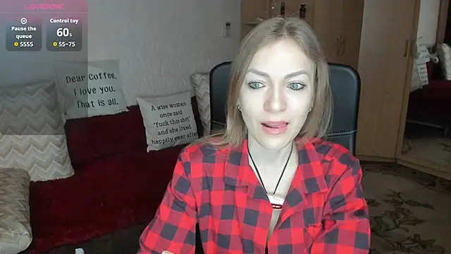 Tiffany Bates online show from April 12, 2:59 am