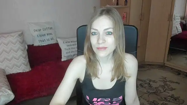 Tiffany Bates online show from March 28, 11:55 am